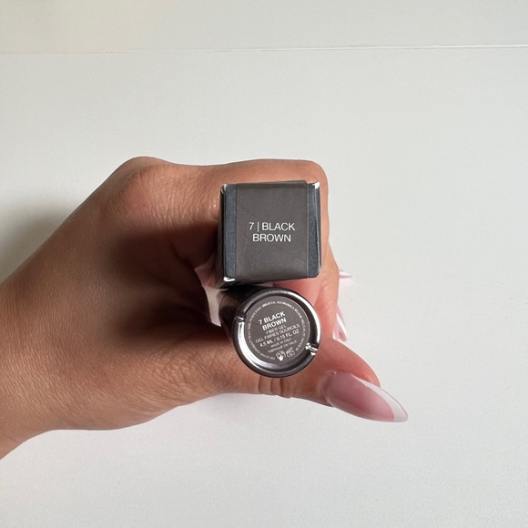 Huda Beauty Full N Fluffy Fiber Gel Shade 7 Black Brown - Picture 3 of 3